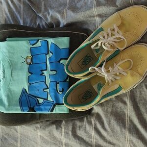 *Bundle* Vans classic U.S 11.0 with NWT Large Famous Stars&Straps "Family Guy"